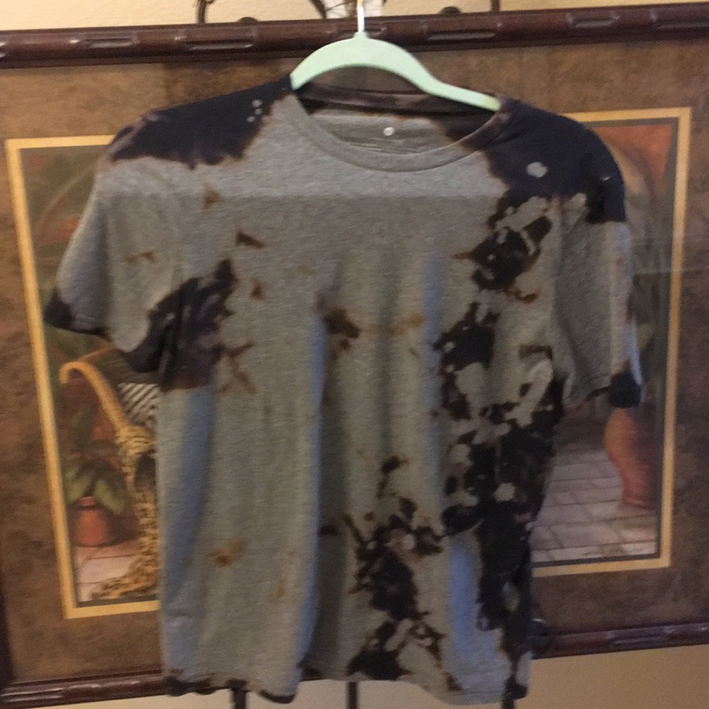 Tee shirt
